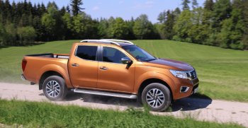 nissan frontier 2021